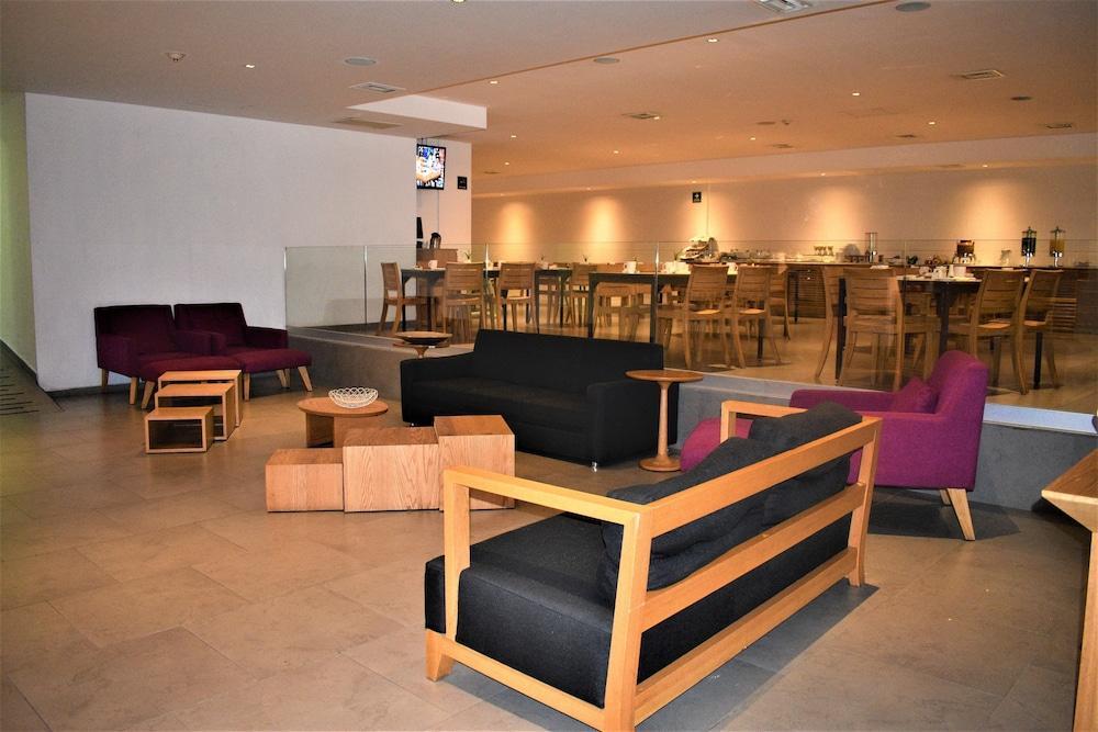 Hotel Plaza Genova Centro Guadalajara Kültér fotó