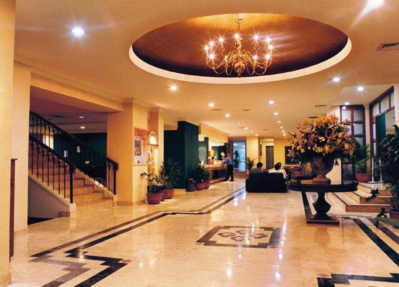 Hotel Plaza Genova Centro Guadalajara Kültér fotó
